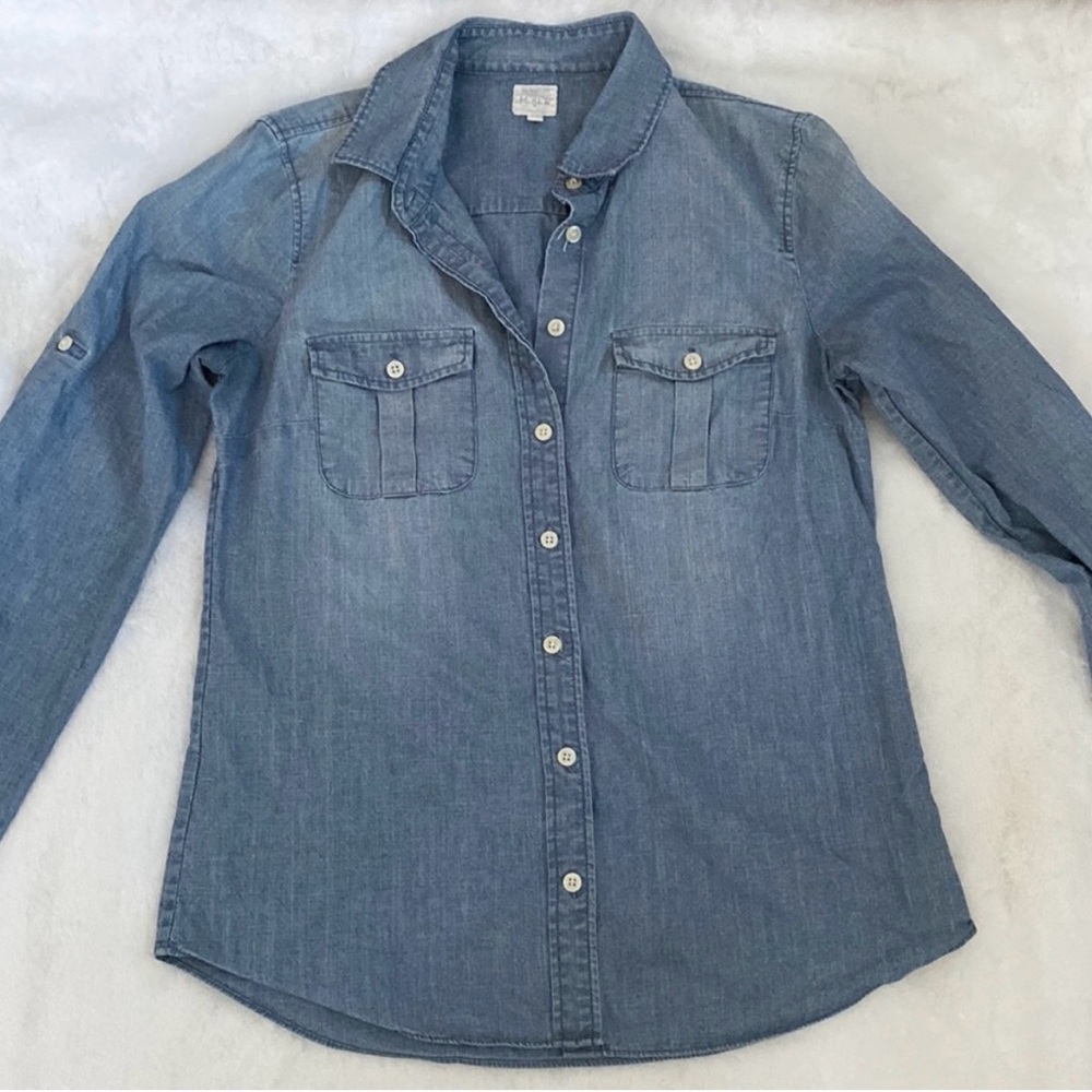 J Crew Perfect Fit Chambray Button Down Shirt